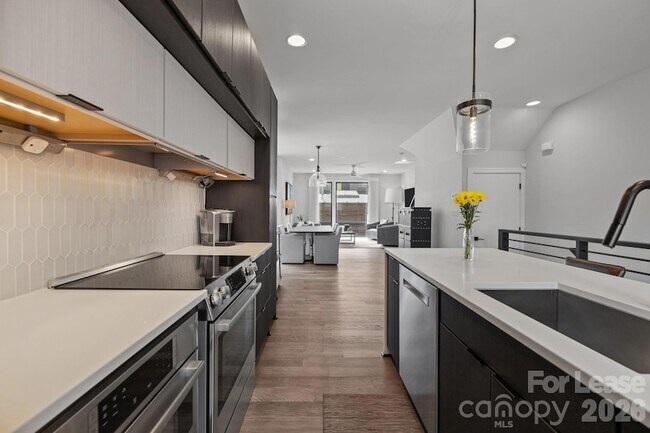 Building Photo - 1207 Minter Pl