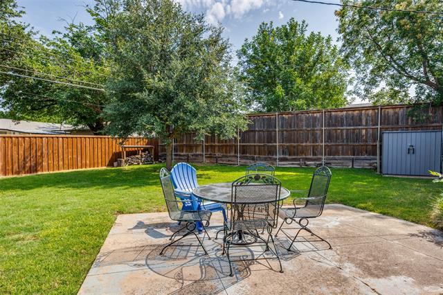 Building Photo - 8935 Clearwater Dr