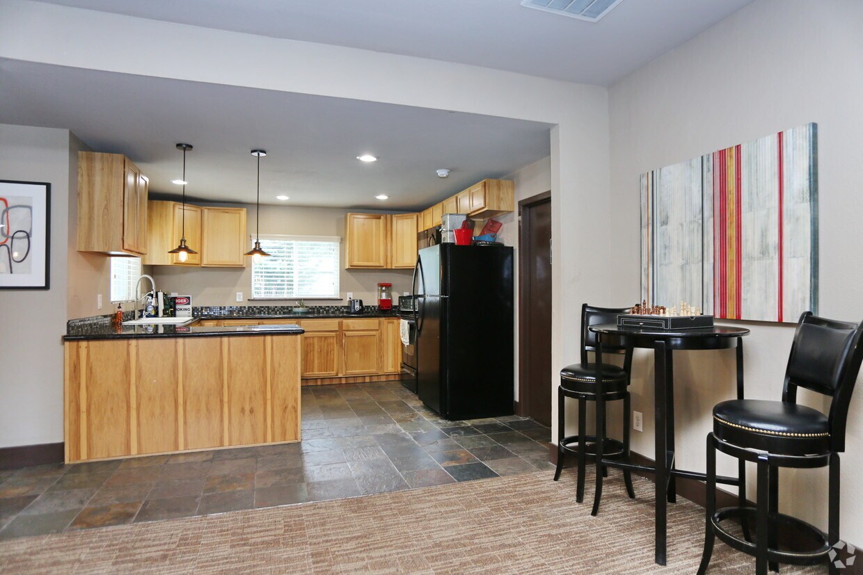 North Creek Apartments Everett