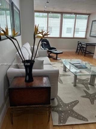 Building Photo - 5005 Collins Ave