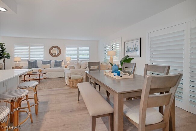 Building Photo - 1950 Gulf Shore Blvd N