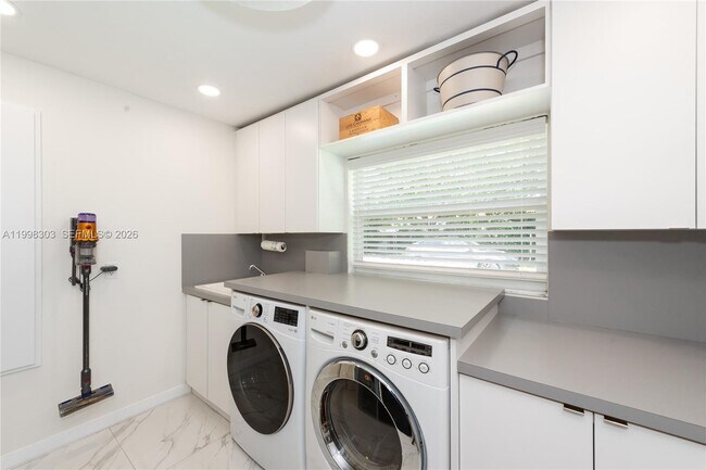 Building Photo - 8001 SW 160th St