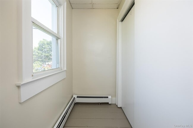 Building Photo - 29 Delano St
