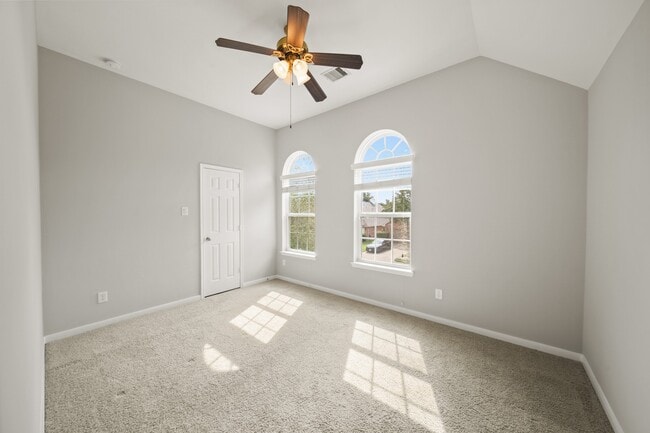 Building Photo - 24430 Silverton Valley Ln