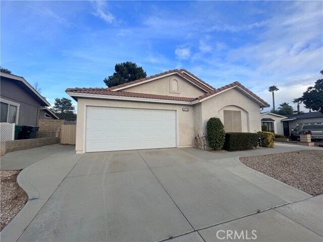 Building Photo - 10770 Deerfield Dr