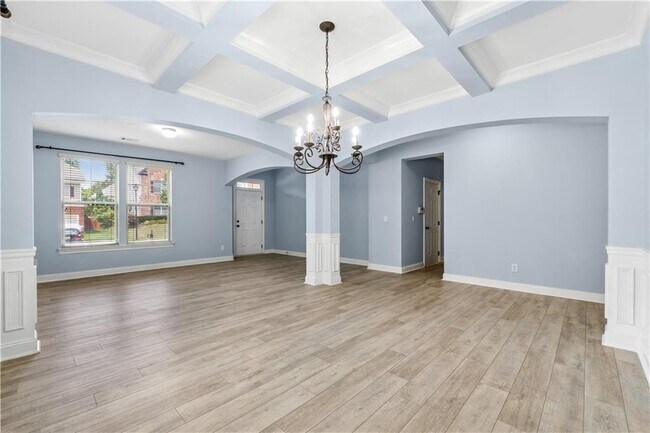 Building Photo - 5430 Breckinridge Ln