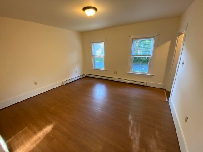 Building Photo - 35 Winchester Ct
