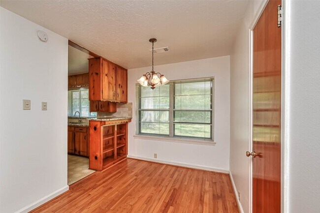 Building Photo - 3018 Attridge Rd