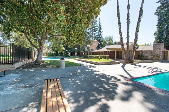 Building Photo - Spacious and Bright Townhome in Amazing Park like Community with Cupertino Schools and Large 2 Ca...