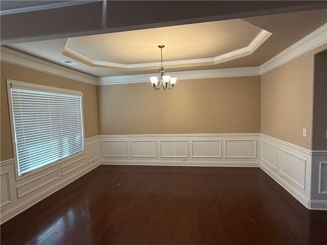 Building Photo - 3095 Carrick Rd