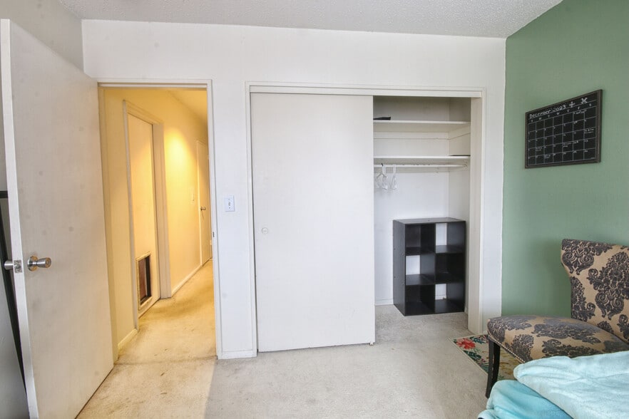 Building Photo - 67 Maryland Rd