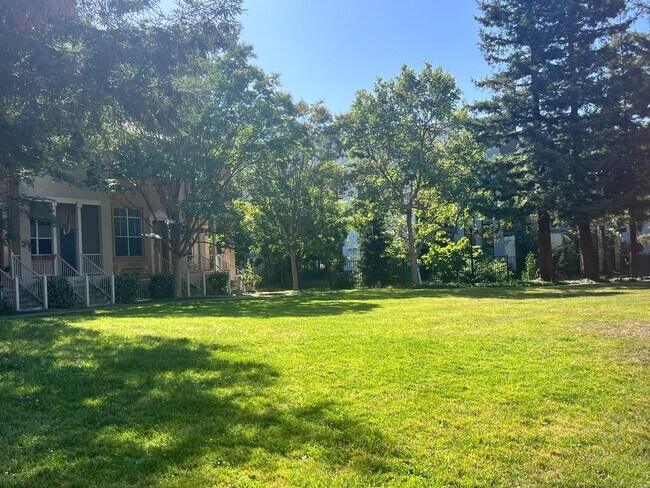 Building Photo - 110 Whits Rd