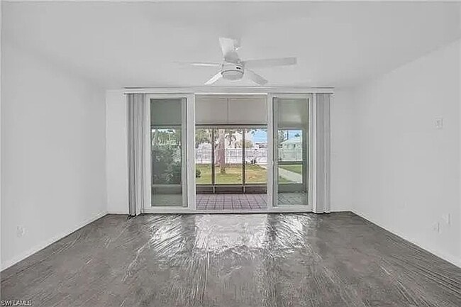 Building Photo - 18010 San Carlos Blvd