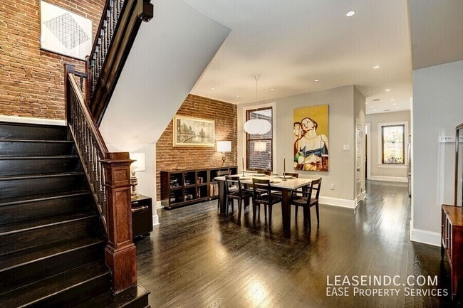 Building Photo - 1964 2nd St NW