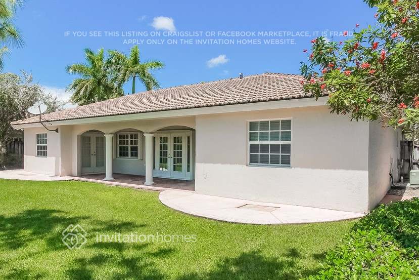 Building Photo - 18146 SW 150th Ct