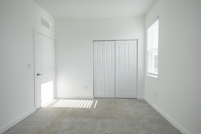 Building Photo - 9006 Zevon Ct