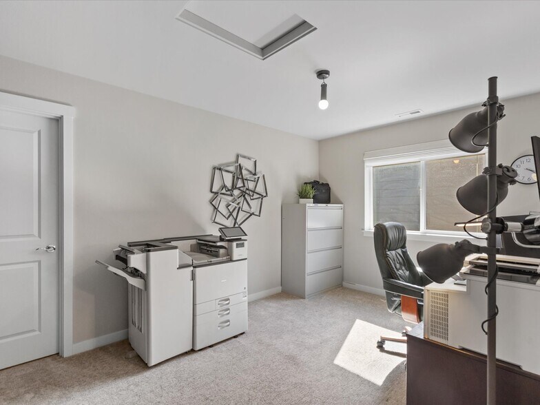 Building Photo - 10224 25th Pl SE