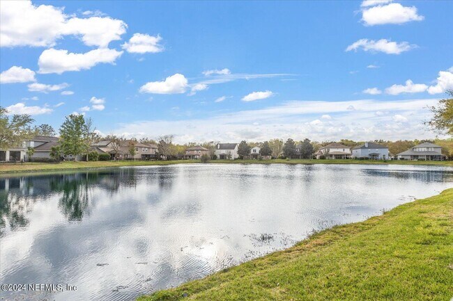 Building Photo - 1687 Majestic View Ln