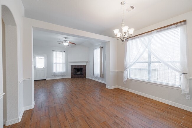 Building Photo - 7014 Durango Creek Dr