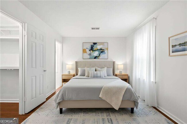 Building Photo - 151 Old Ferry Way