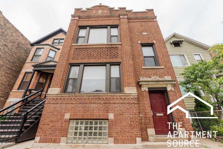 Building Photo - 2660 N Ashland Ave