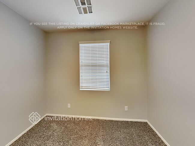 Building Photo - 6369 S Forest Ave