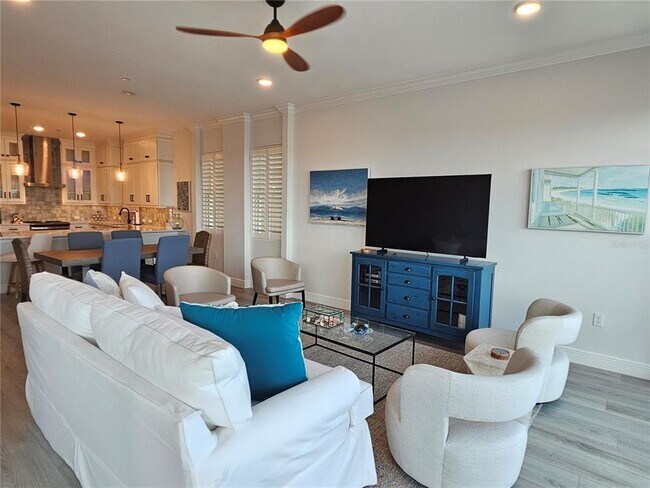 Building Photo - 503 S Tamiami Trl