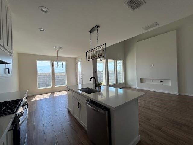 Building Photo - 7524 Cresta Bella St