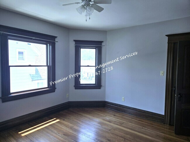 Building Photo - 140 Jefferson Ave