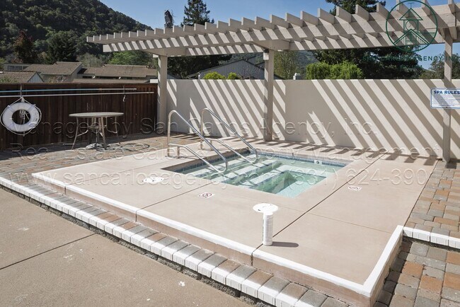 Building Photo - Custom Three Bedroom Carmel Valley Ranch Townhouse