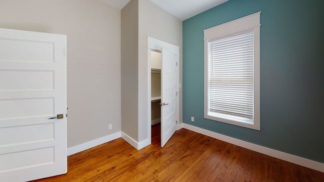 Building Photo - 1616 Forest Ave