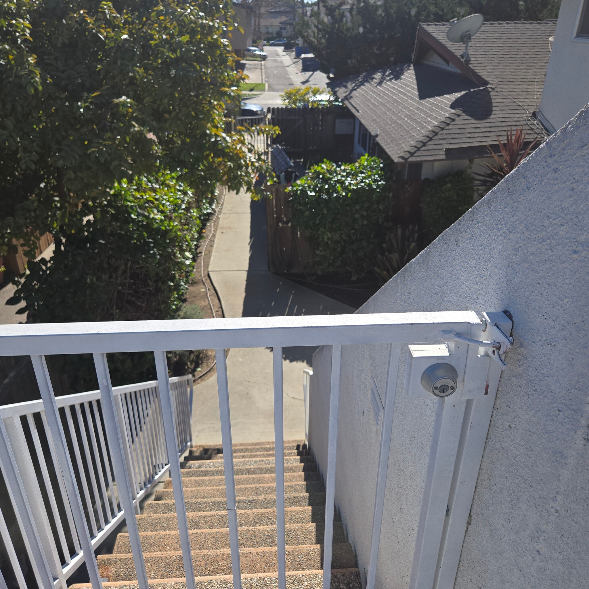 Building Photo - 2613 Andover Ave