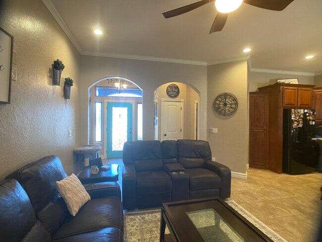 Building Photo - 1401 Limestone Way