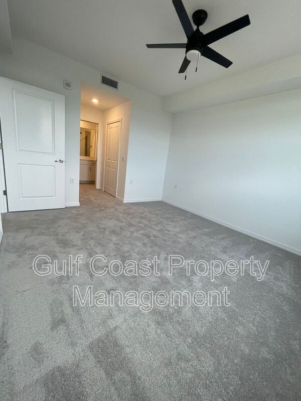 Building Photo - 14191 Heritage Landing Blvd