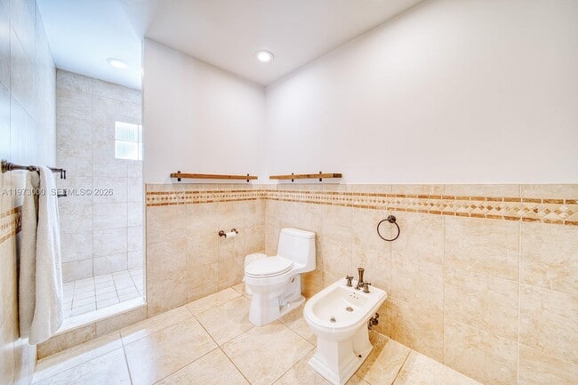 Building Photo - 9220 SW 102nd St