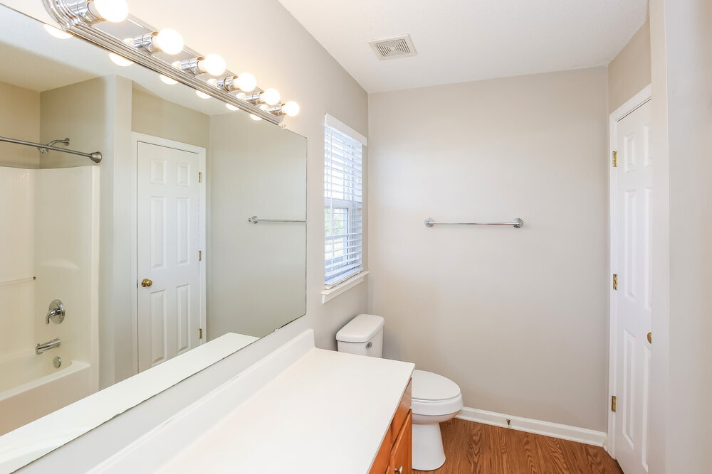 Building Photo - 1528 Moss Creek Dr