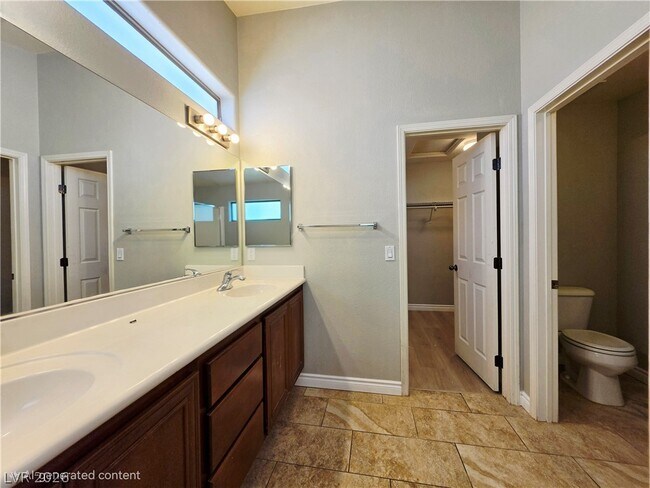 Building Photo - 3549 Bella Sovana Ct
