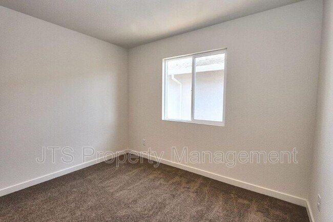 Building Photo - 716 Franklin St