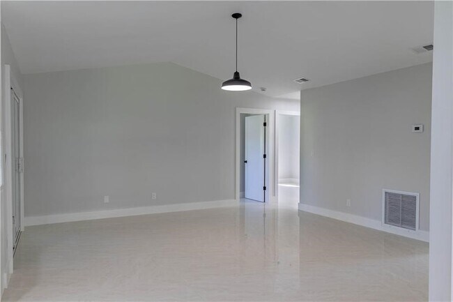 Building Photo - 5740 36th Pl