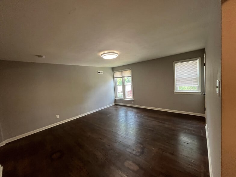 Living Space - 7558 Woodland Ave