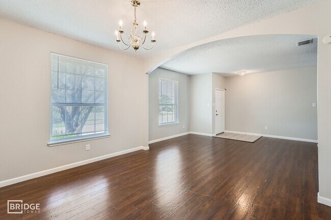 Building Photo - 1507 Walnut Ridge Dr