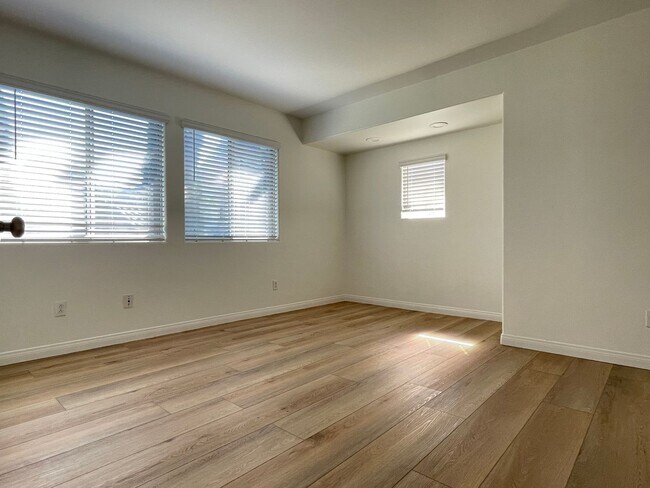 Building Photo - 1780 Blackbird Cir