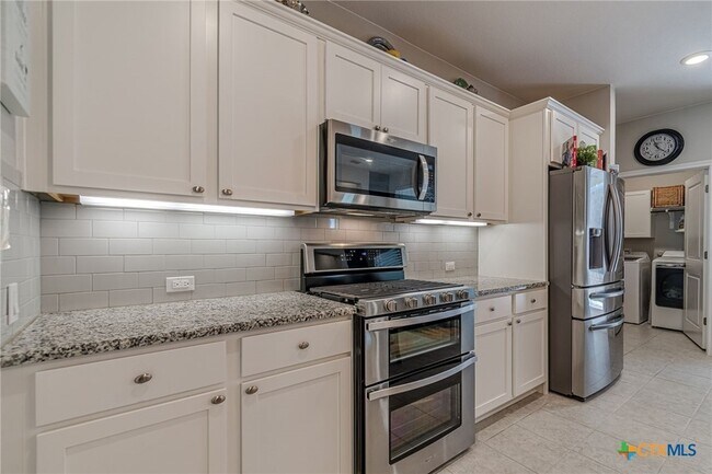 Building Photo - 108 Mulligan Dr