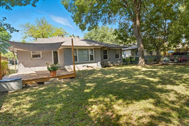 Building Photo - 6902 E Mockingbird Ln