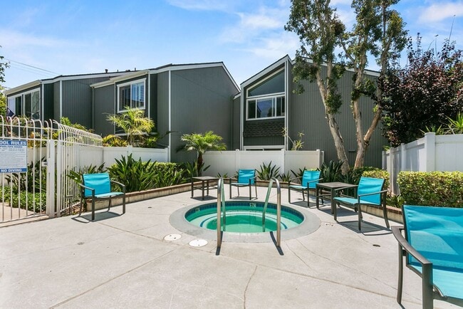 Building Photo - End-Unit Townhouse in Prime Newport Beach ...