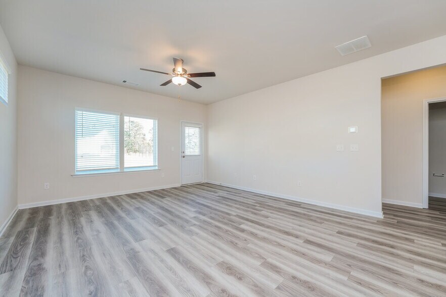 Building Photo - 317 Limestone Cir