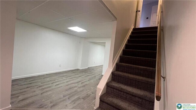 Building Photo - 520 Wild Mint Ln