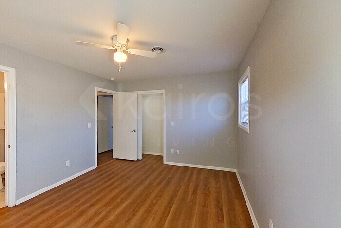 Building Photo - 4418 Mesa Cir