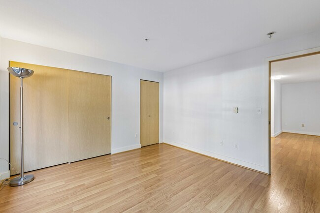 Building Photo - 1620 Belmont Ave