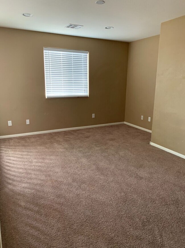 Building Photo - Must See 3 Bedroom Home in North Las Vegas!
